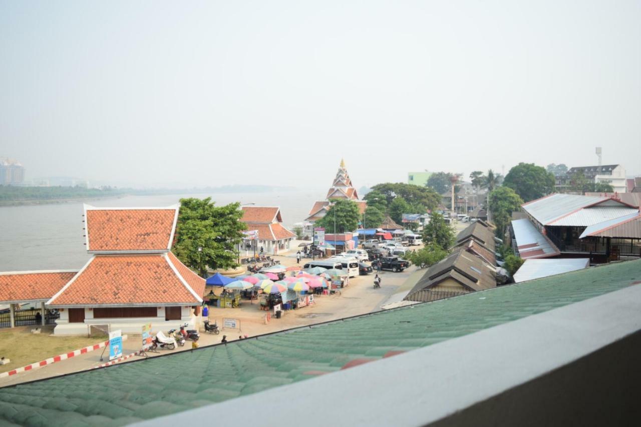 Отель Buakham Rim Khong บัวคำริมโขง Чиангсен Экстерьер фото