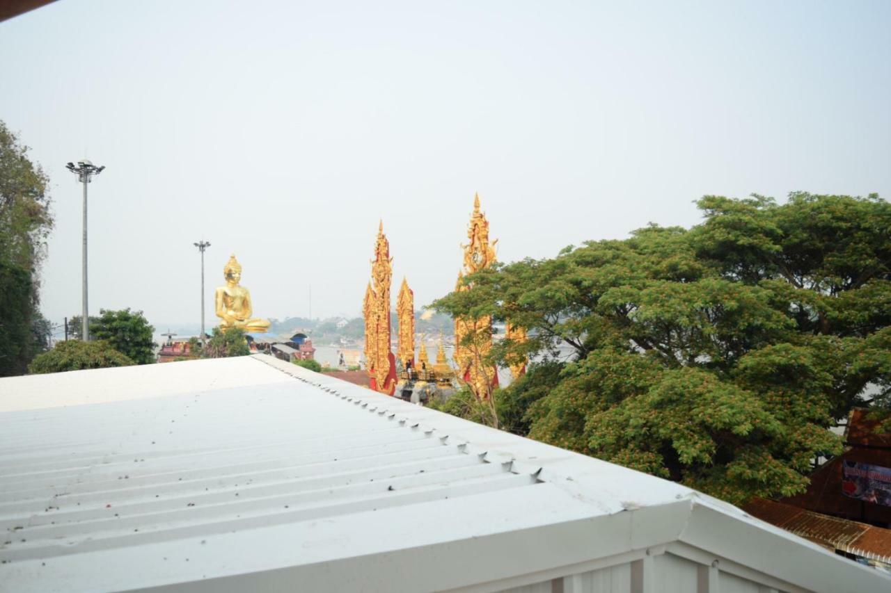 Отель Buakham Rim Khong บัวคำริมโขง Чиангсен Экстерьер фото